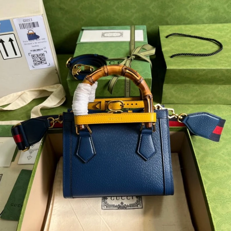 Kitlife ru Shiny ant Gucci Diana Mini Tote Bag in Royal Blue Leather