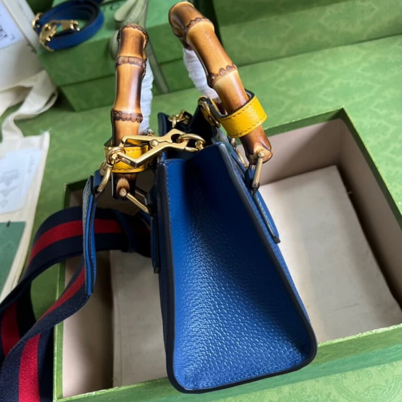 Kitlife ru Shiny ant Gucci Diana Mini Tote Bag in Royal Blue Leather
