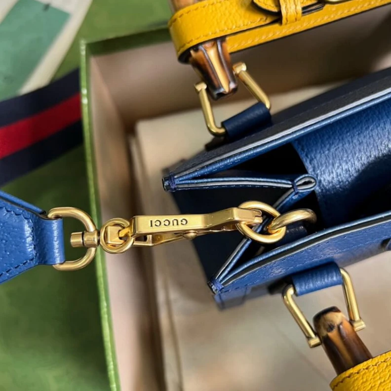 Kitlife ru Shiny ant Gucci Diana Mini Tote Bag in Royal Blue Leather