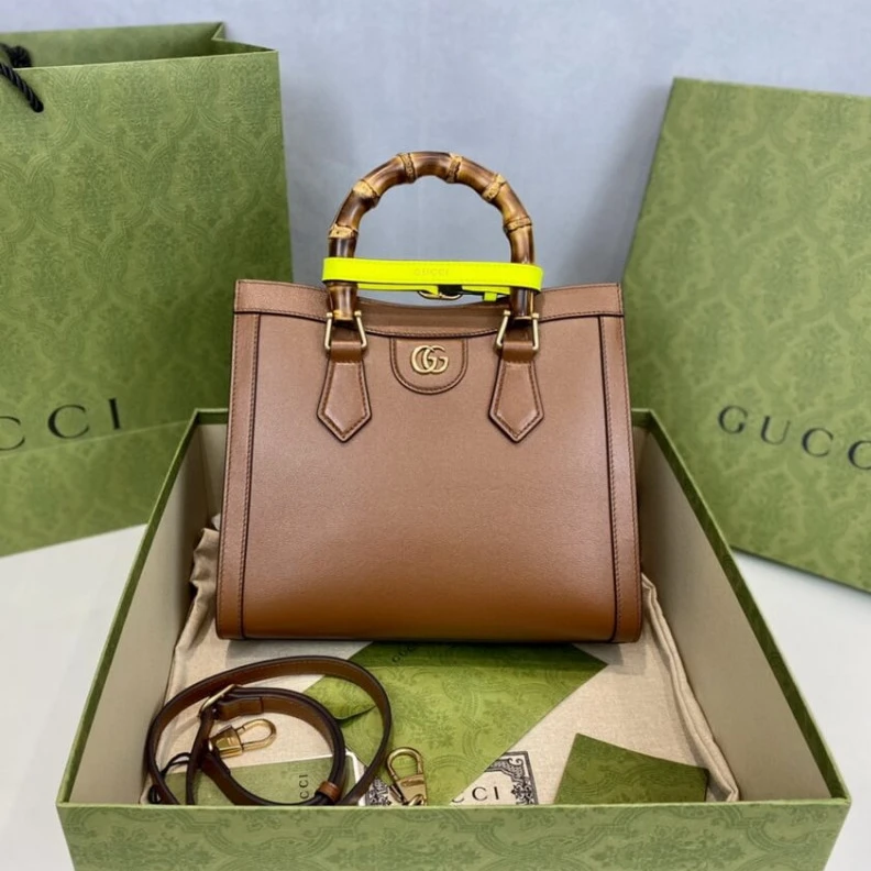 Kitlife ru Interior Gucci Diana Small Tote Bag Brown