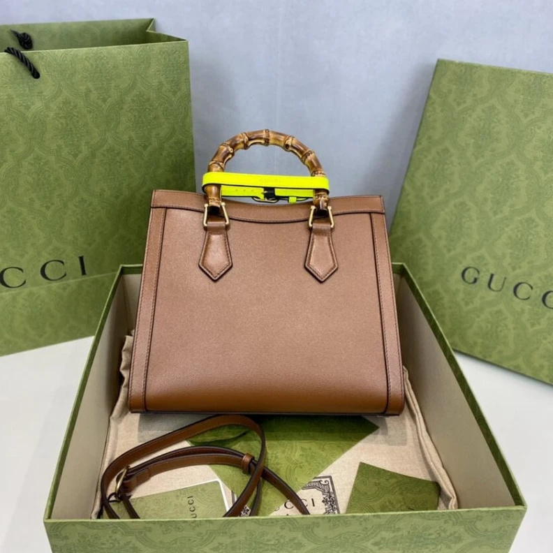 Kitlife ru Interior Gucci Diana Small Tote Bag Brown