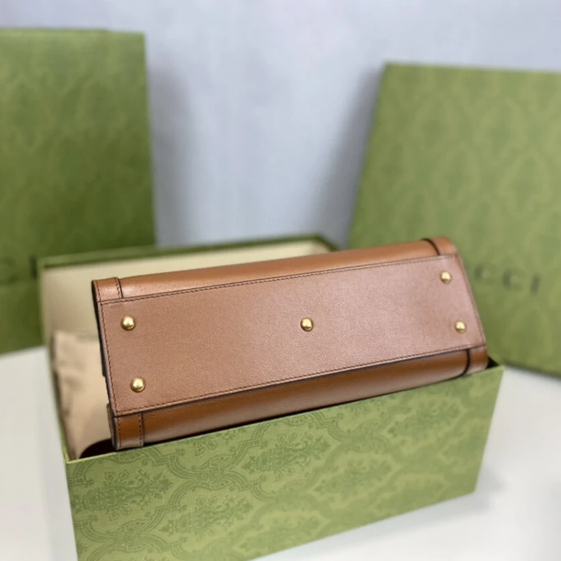 Kitlife ru Interior Gucci Diana Small Tote Bag Brown