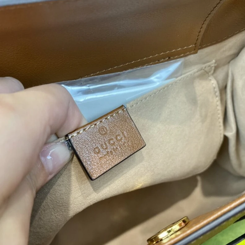 Kitlife ru Interior Gucci Diana Small Tote Bag Brown