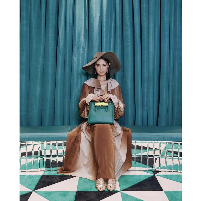 Kitlife ru Black lea Gucci Diana Small Tote Bag Green