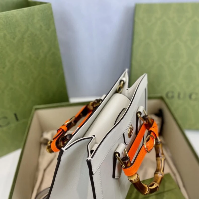 Replica bag White&nbs Gucci Diana Small Tote Bag White