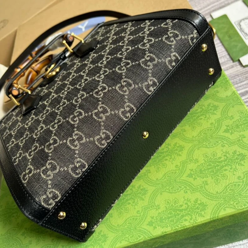 Replica bags lv Bamboo ha Gucci Diana Small Tote Bag in Black Denim