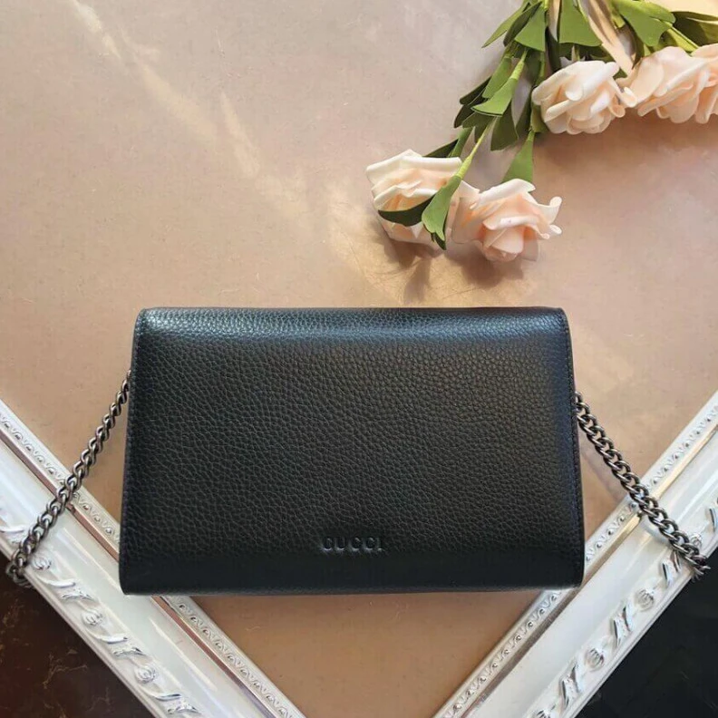 Louis vuitton locations Handstitc Gucci Dionysus Black Leather Mini Chain Bag