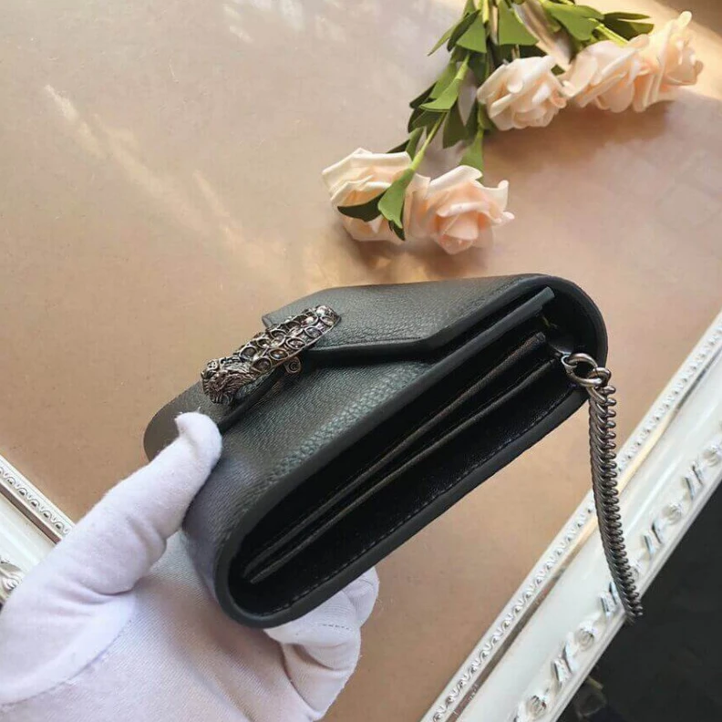 Louis vuitton locations Handstitc Gucci Dionysus Black Leather Mini Chain Bag