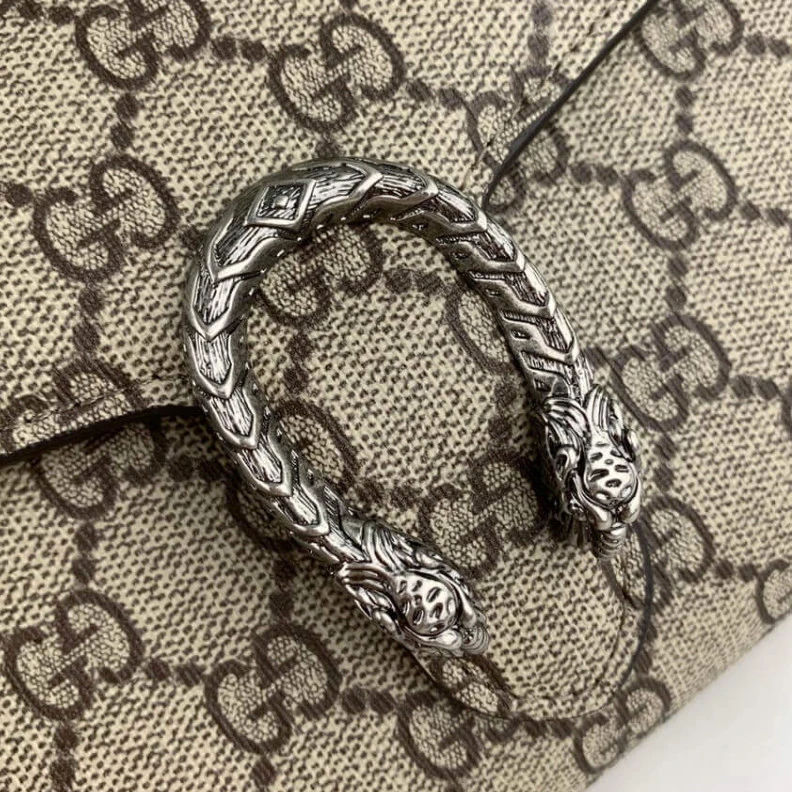 Kitlife Three sep Gucci Dionysus GG Supreme Chain Wallet Beige