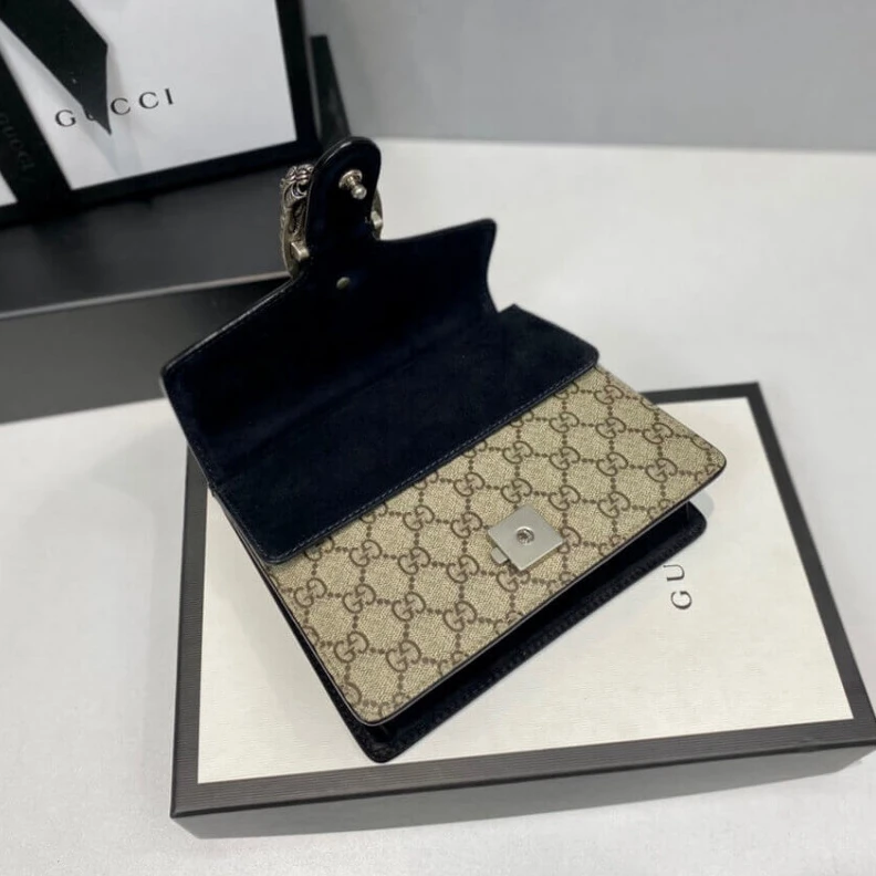 Lv belts replica Tiger hea Gucci Dionysus GG Supreme Mini Bag Black