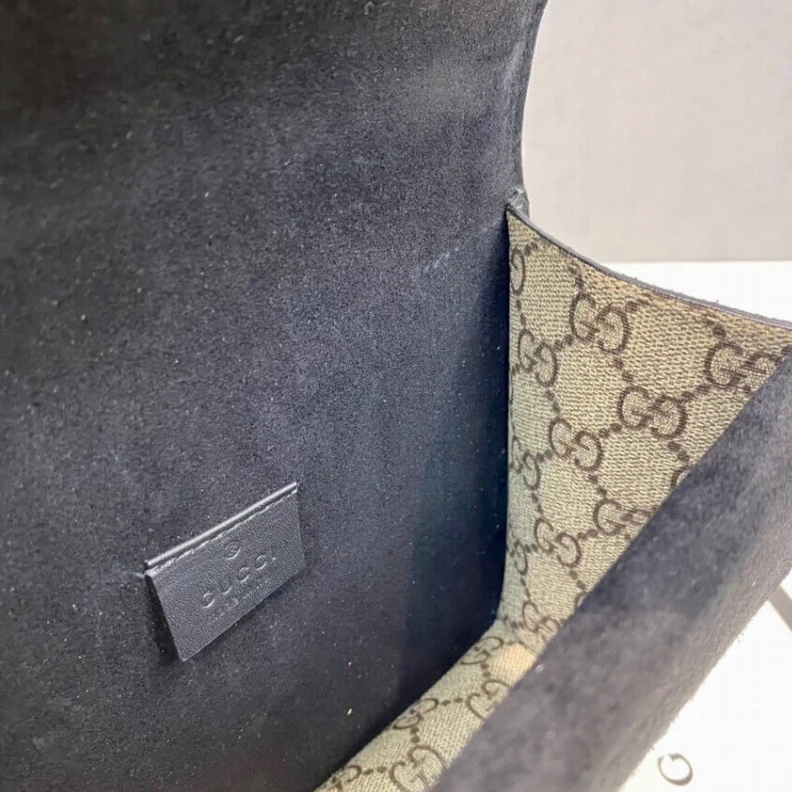 Lv belts replica Tiger hea Gucci Dionysus GG Supreme Mini Bag Black
