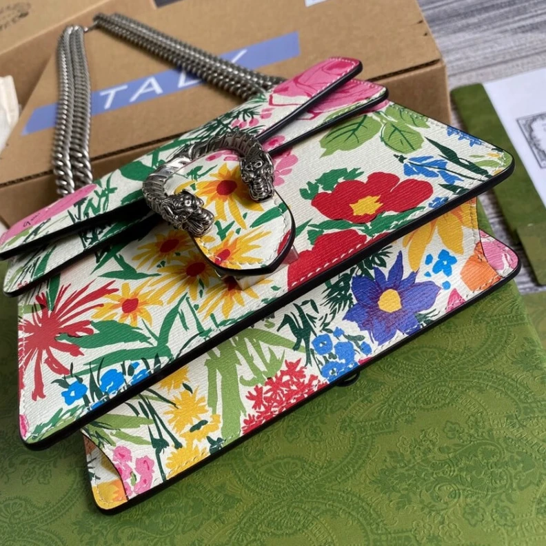 Lv belts replica Pin closu Gucci Dionysus Ken Scott Print Mini Bag