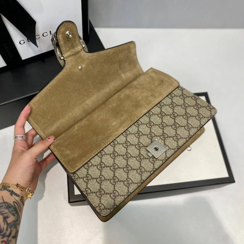 Louis vuitton locations Tiger hea Gucci Dionysus Small GG Shoulder Bag Apricot