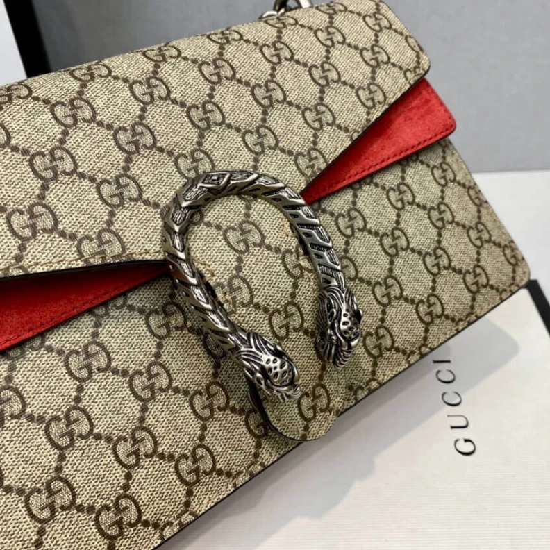 Louis vuitton locations Beige ebo Gucci Dionysus Small GG Shoulder Bag Red