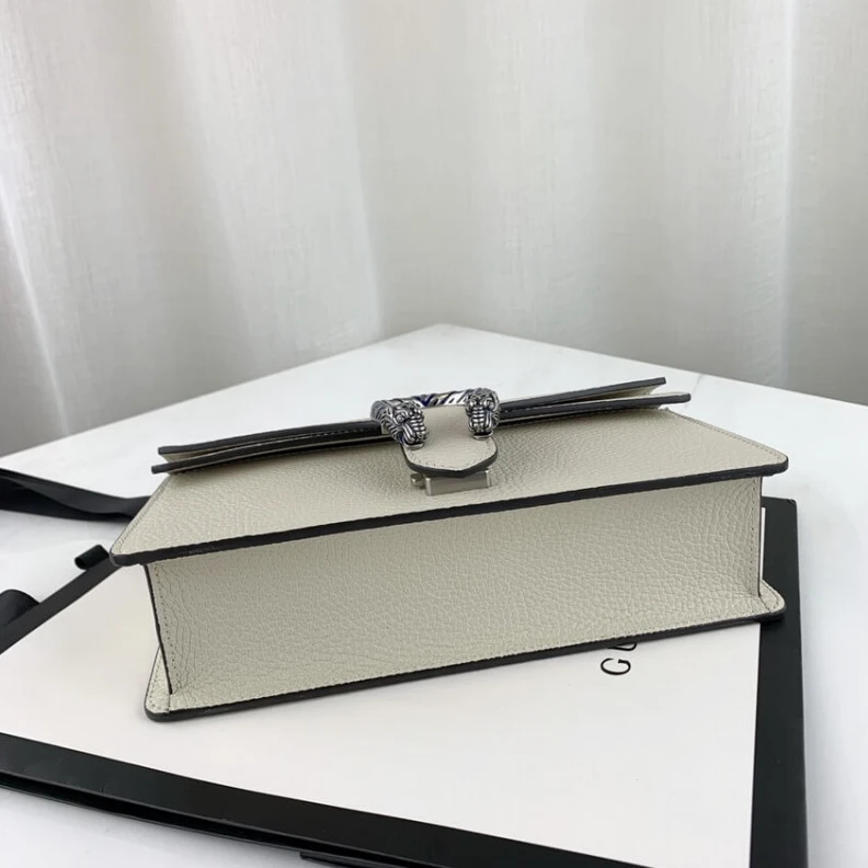 Kitlife ru Sliding c Gucci Dionysus Small Shoulder Bag in White Leather