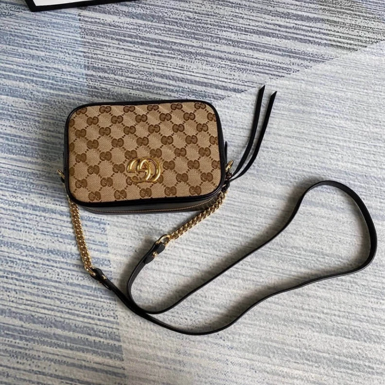 Louis vuitton locations 18 x 12 x Gucci GG Canvas Matelasse Mini Bag Black
