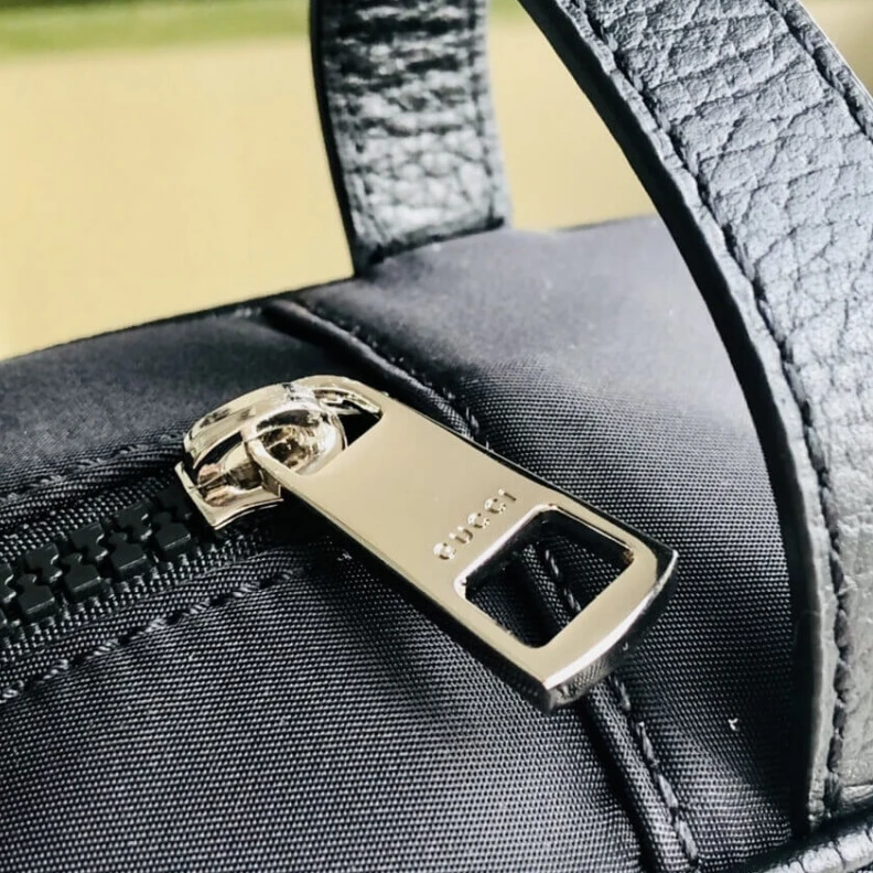 Replica bags lv Zip Aroun Gucci GG Guccissima Nylon Toiletry Bag