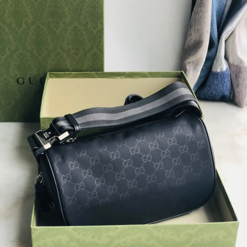 Louis vuitton locations 27 x 13 x Gucci GG Guccissima Nylon Waist Crossbody Bag