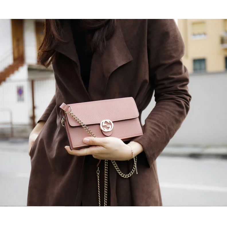 Louis vuitton locations Full Inte Gucci GG Interlocking Wallet On Chain Pink