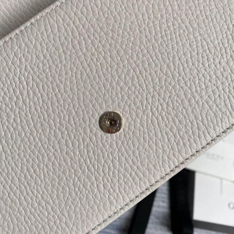 Louis vuitton locations 20 x 13 x Gucci GG Interlocking Wallet On Chain White