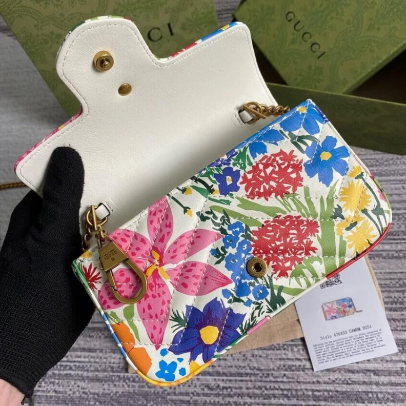 Replica bag Attached Gucci GG Marmont Ken Scott Print Super Mini Bag
