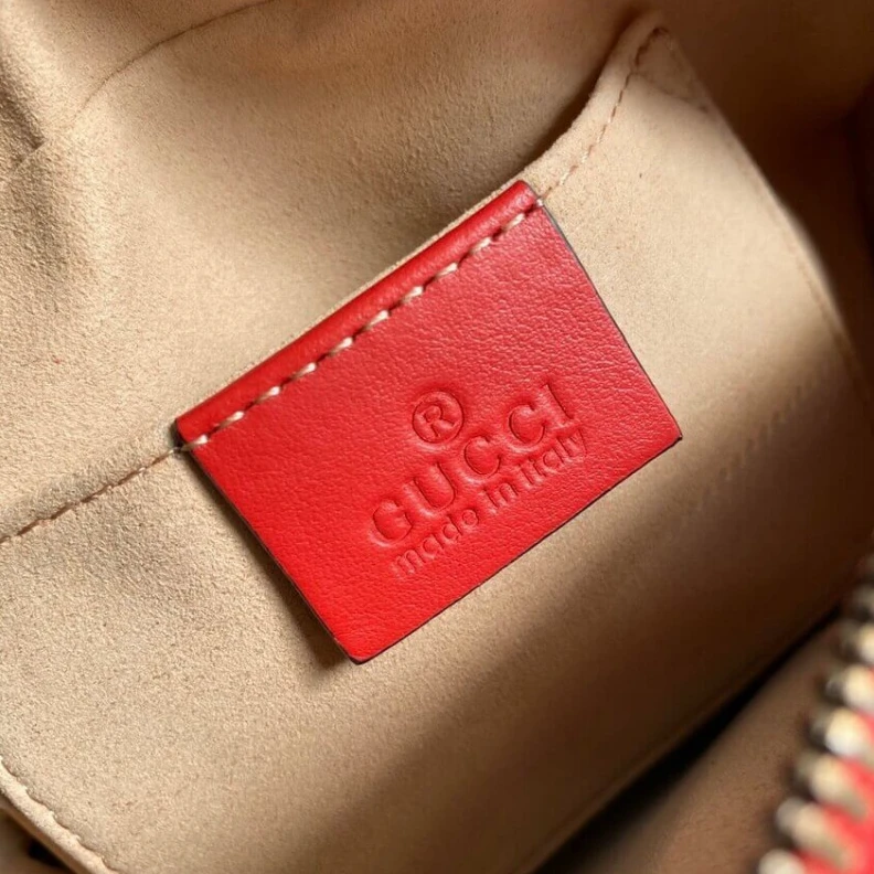 Replica bag Antique g Gucci GG Marmont Matelasse Mini Bag Red