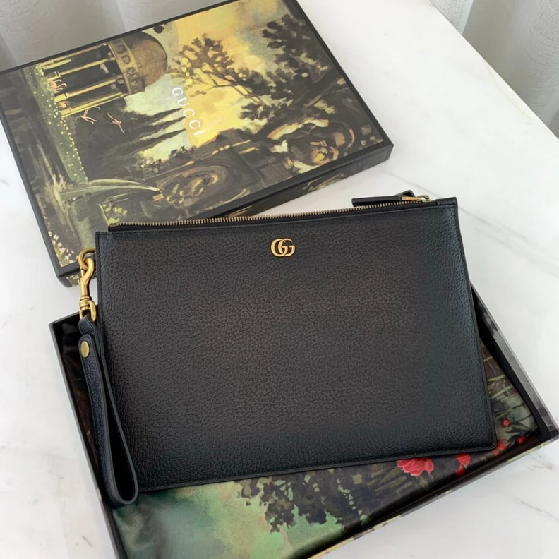 Kitlife ru Black met Gucci GG Marmont Metal-Free Tanned Leather Pouch