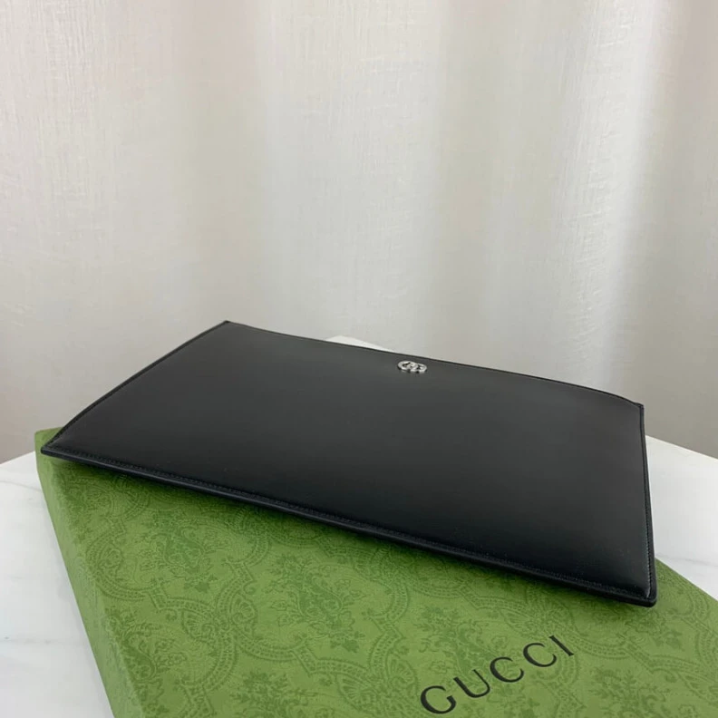 Lv belts replica A slim lea Gucci GG Marmont Smooth Leather Pouch