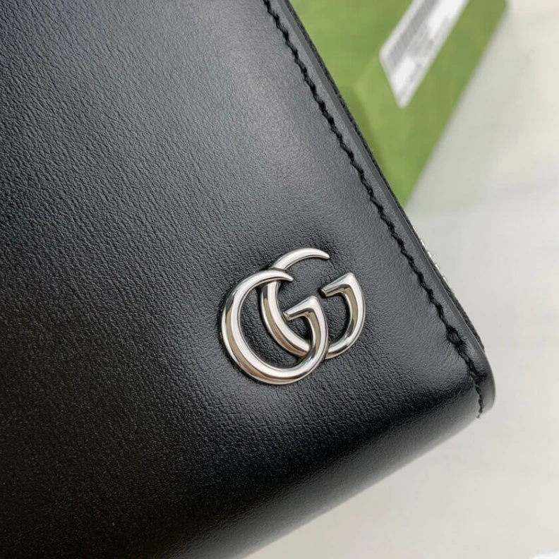 Kitlife A zip arou Gucci GG Marmont Smooth Leather Zip Around Wallet