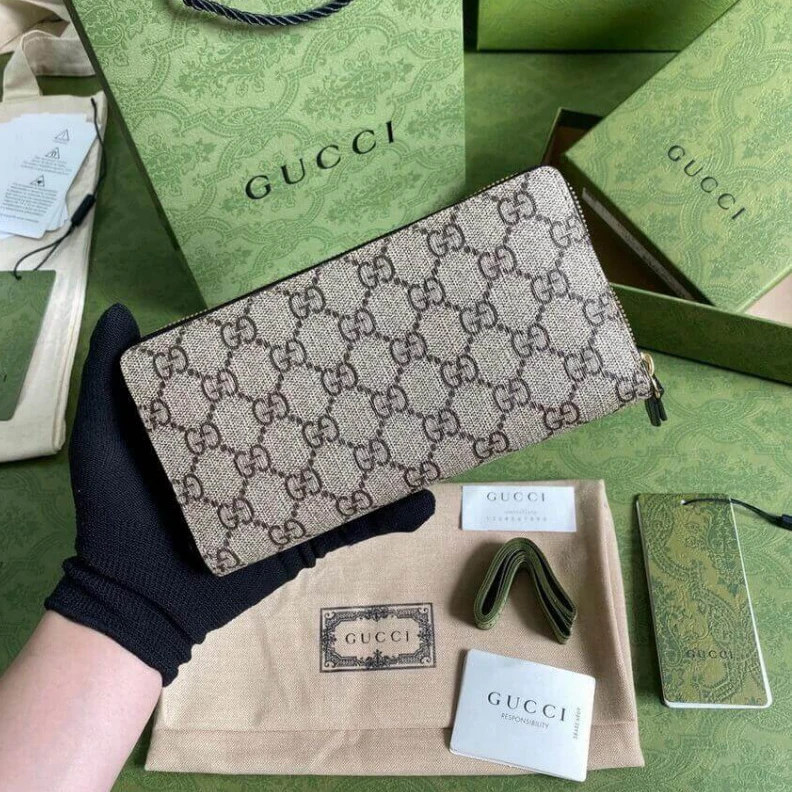 Louis vuitton locations Zip coin Gucci GG Marmont Zip Around Wallet