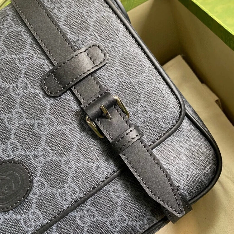 Kitlife ru Capturing Gucci GG Messenger Bag in Black