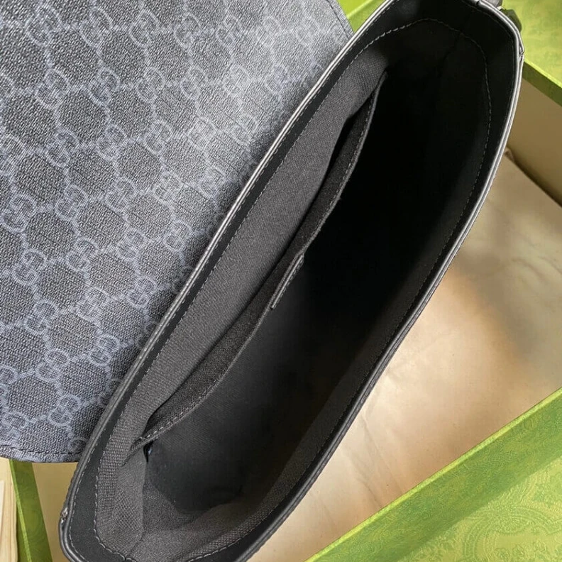 Kitlife ru Capturing Gucci GG Messenger Bag in Black