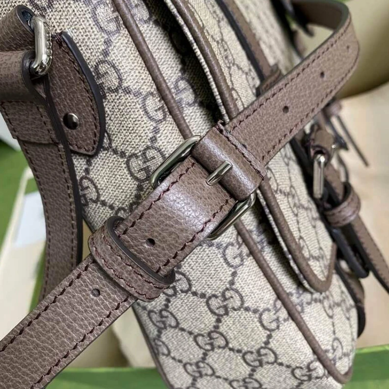 Kitlife Beige ebo Gucci GG Messenger Bag in Brown