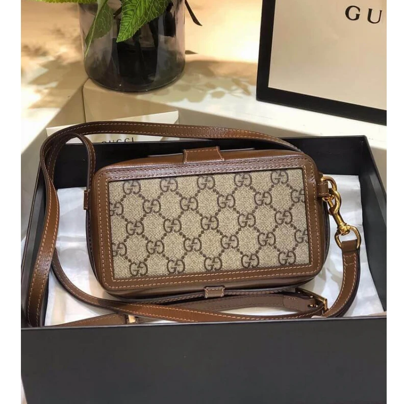 Replica bags lv Detachabl Gucci GG Mini Bag With Clasp Closure