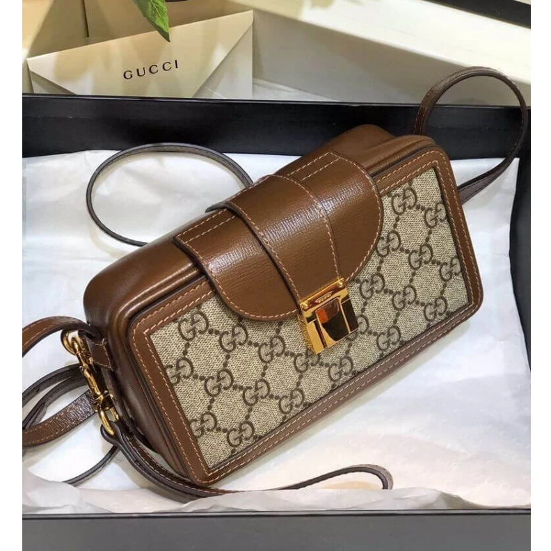 Replica bags lv Detachabl Gucci GG Mini Bag With Clasp Closure