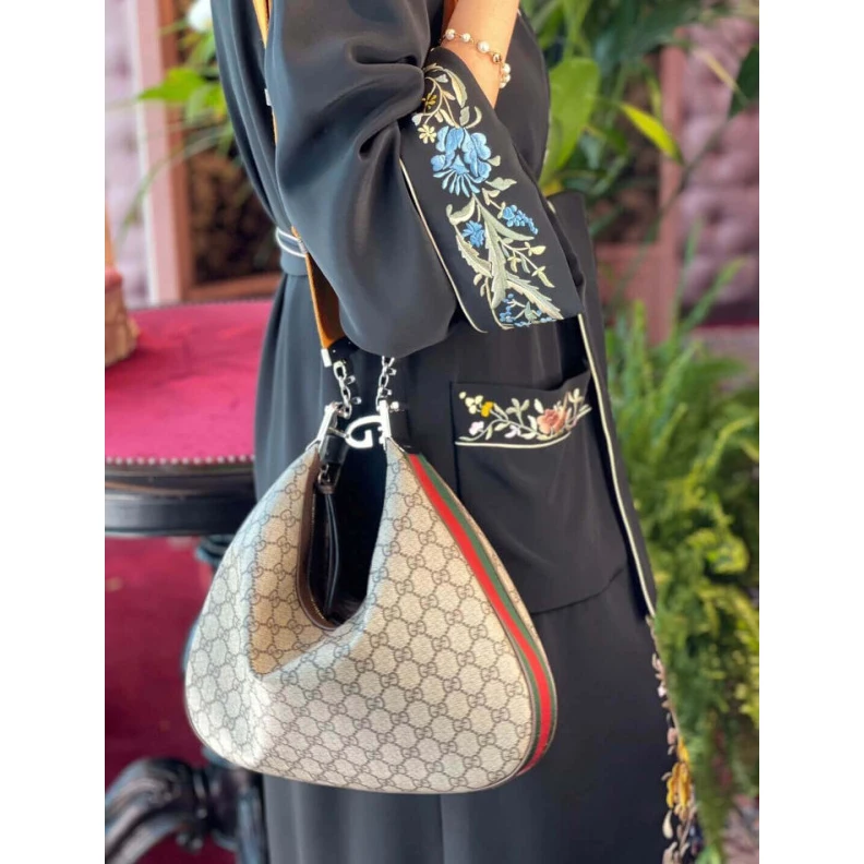 Top lv G hook cl Gucci GG Supreme Attache Medium Shoulder Bag Blue