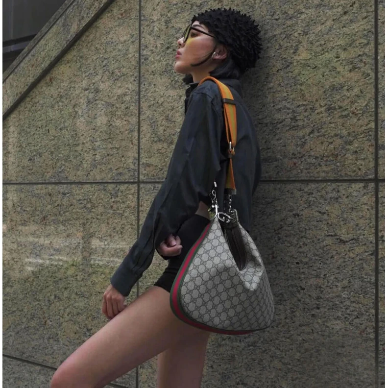 Replica bag This item Gucci GG Supreme Attache Medium Shoulder Bag Coffee