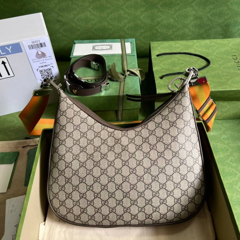 Replica bag This item Gucci GG Supreme Attache Medium Shoulder Bag Coffee