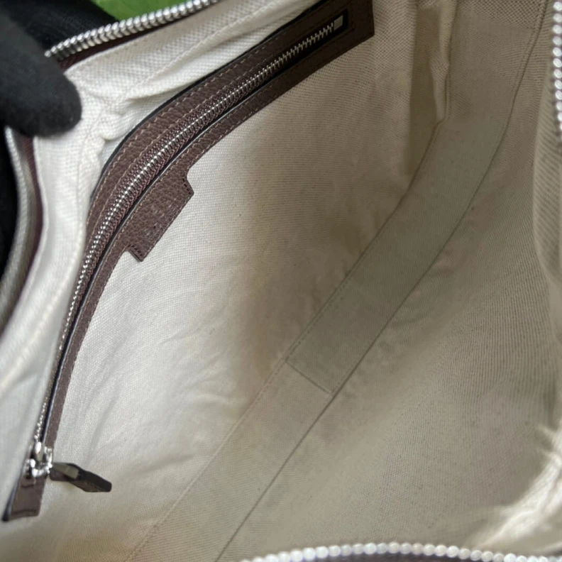 Replica bag This item Gucci GG Supreme Attache Medium Shoulder Bag Coffee
