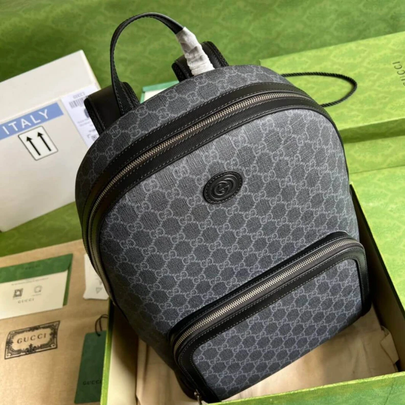 Replica bag Cotton an Gucci GG Supreme Backpack