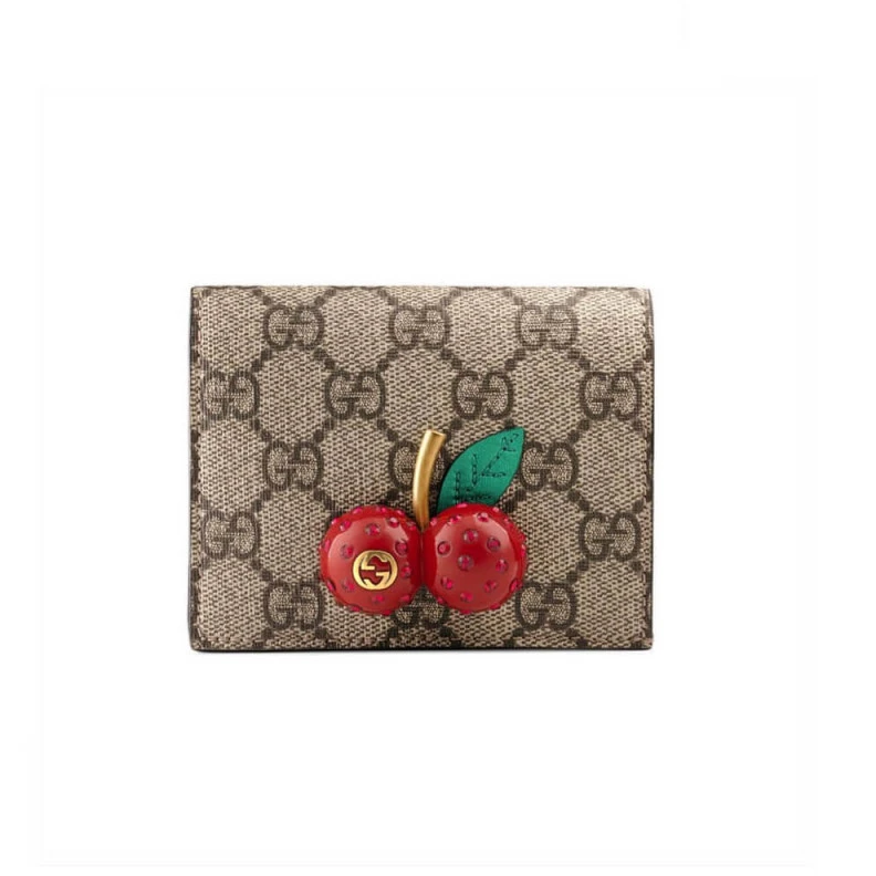 Open: 4.5 Gucci GG Supreme Card Case Wallet With Cherries