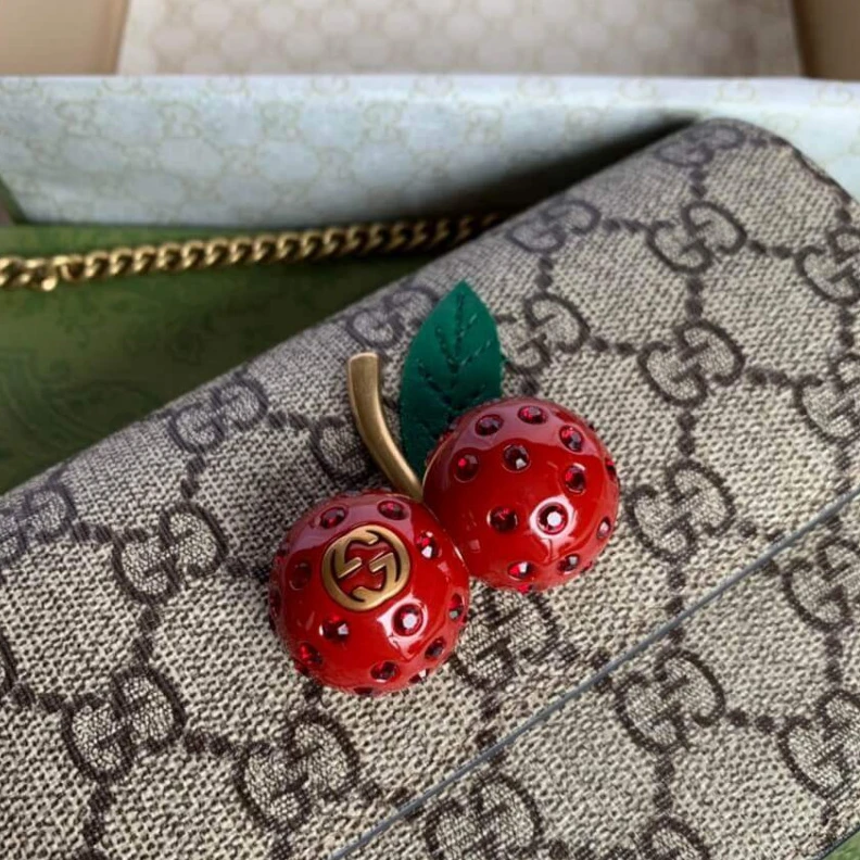 Top lv Antique g Gucci GG Supreme Mini Bag With Cherries