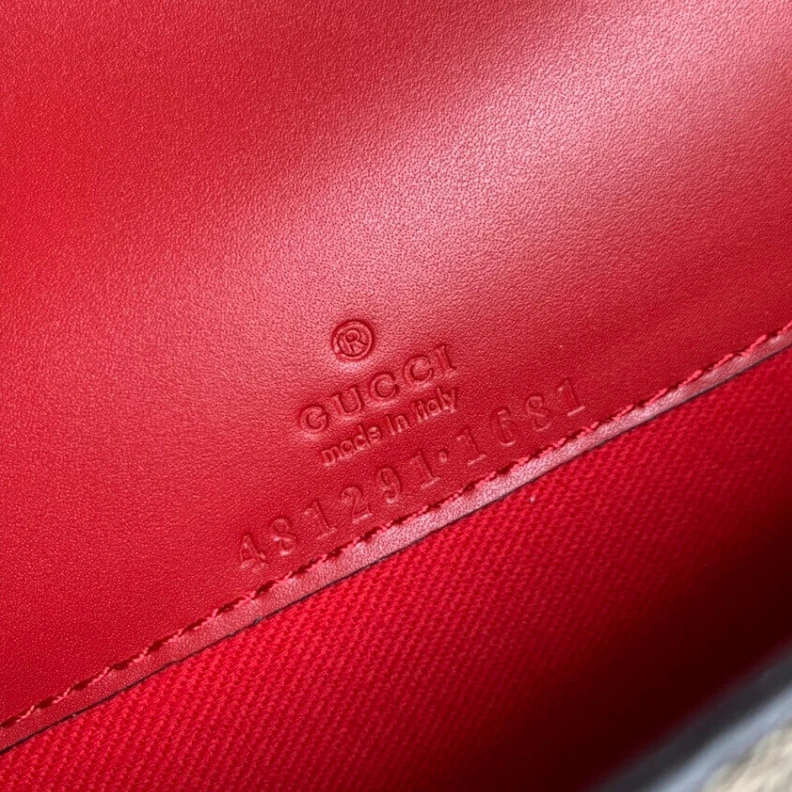 Top lv Antique g Gucci GG Supreme Mini Bag With Cherries