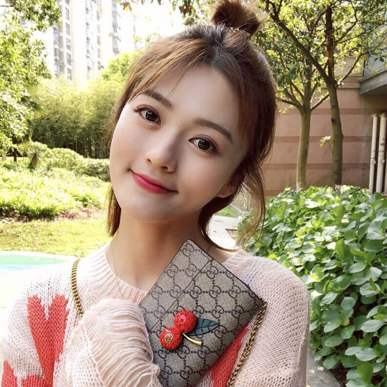 Top lv Antique g Gucci GG Supreme Mini Bag With Cherries