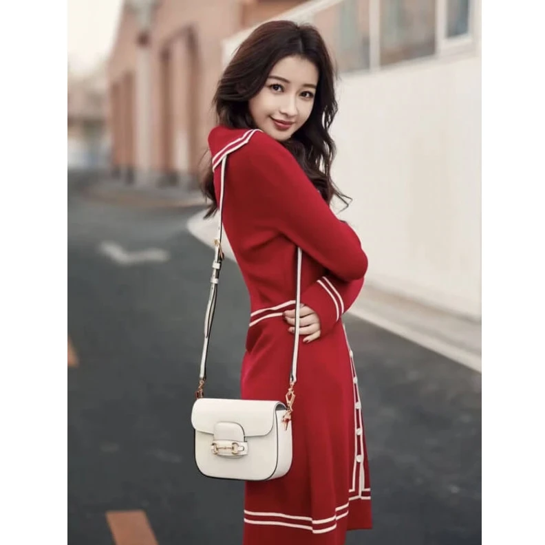 Top lv This item Gucci Horsebit 1955 Mini Bag in White Leather