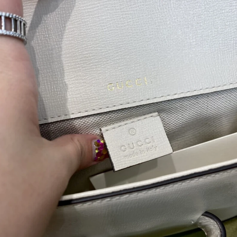 Top lv This item Gucci Horsebit 1955 Mini Bag in White Leather