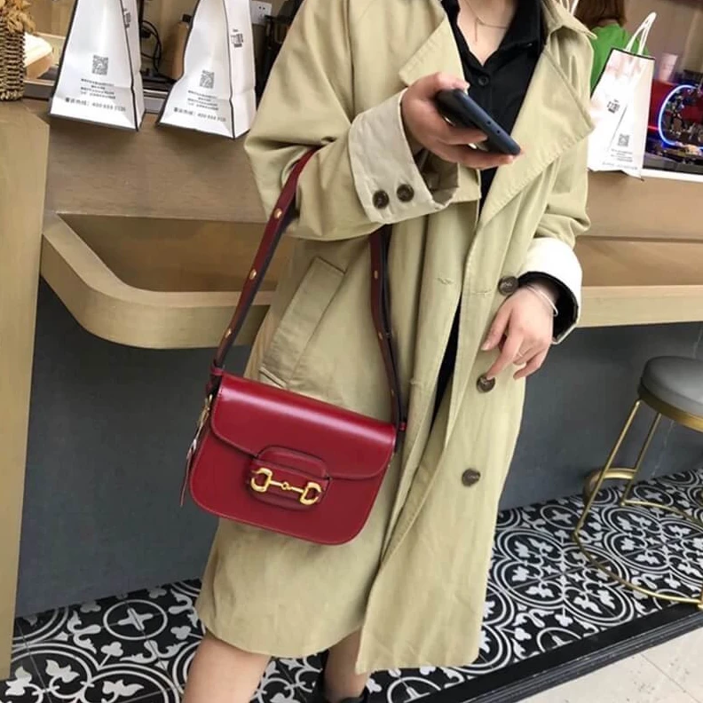 Top lv 25 x 18 x Gucci Horsebit 1955 Shoulder Bag In Red Leather