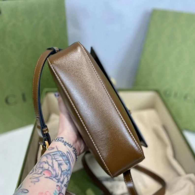 Louis vuitton locations Microfibe Gucci Horsebit 1955 Small Leather Shoulder Bag