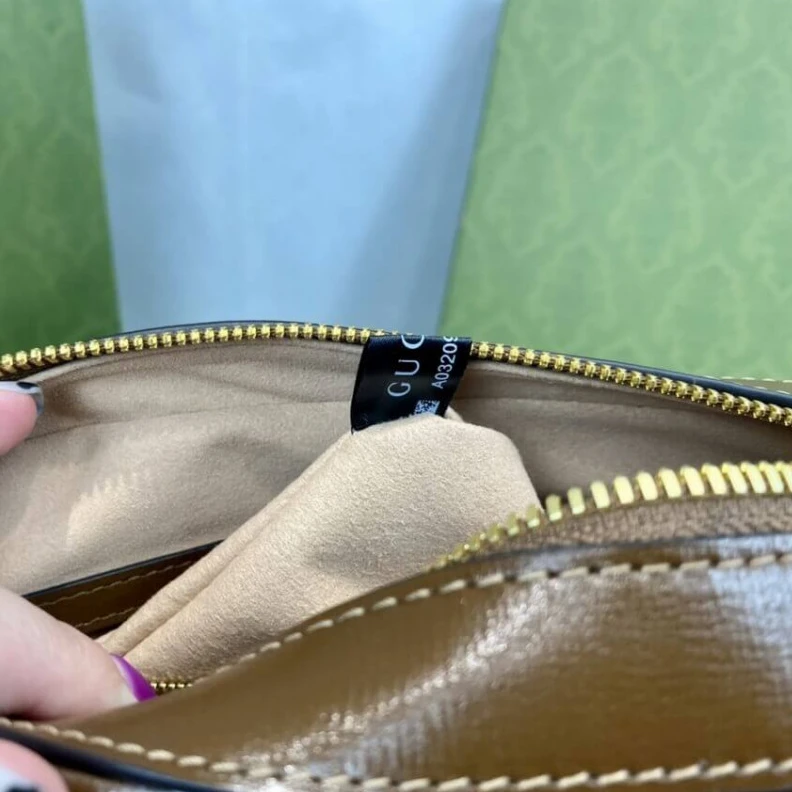 Louis vuitton locations Microfibe Gucci Horsebit 1955 Small Leather Shoulder Bag