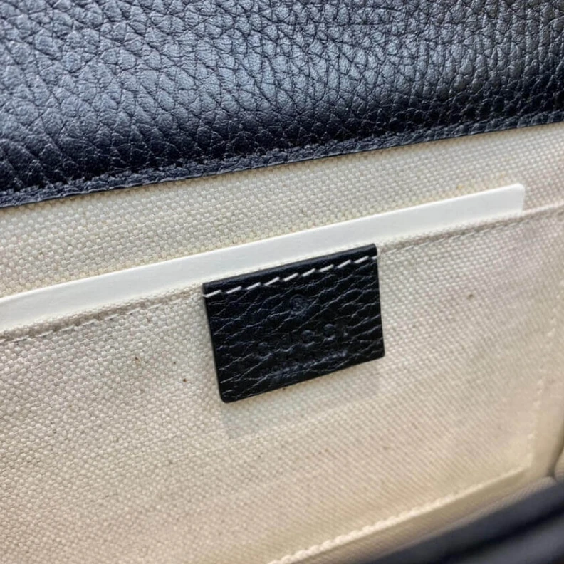 Louis vuitton locations 25 x 15 x Gucci Interlocking Chain Leather Cross Body Bag Black